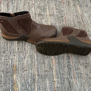 Romika Women's Brown Leather and Suede Ankle Boots- NWOB